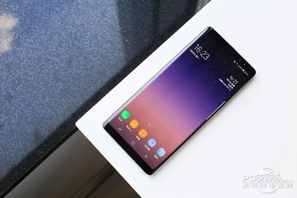 三星galaxynote8,三星galaxynoteedge 三星galaxy note8抢先试玩:把玩后舍不得放手
