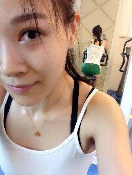 爆笑邪恶内涵:大哥,和媳妇认错别嬉皮笑脸的,请注意你