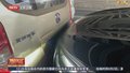 前车溜车导致后车遭殃 行车记录仪记录下全过程