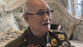 95岁老兵戴海山身着军装观看阅兵仪式 致敬英烈们为和平年代铺就前路
