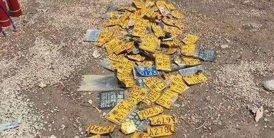 报废摩托别当废铁卖,车上的这个东西能换一辆