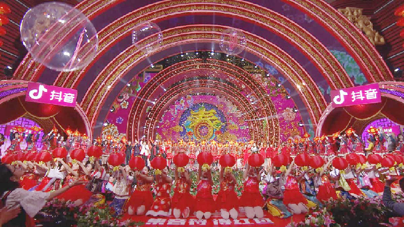 花开新时代 幸福中国年--2019《辽视春晚》腊