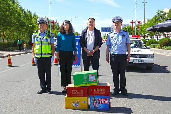 乌拉特后旗旗委常委政法委书记那日苏、政法委