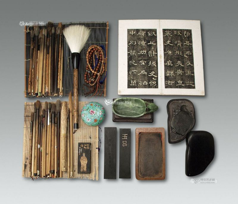 《太庙国学讲坛》专题片拍摄幕后道具。