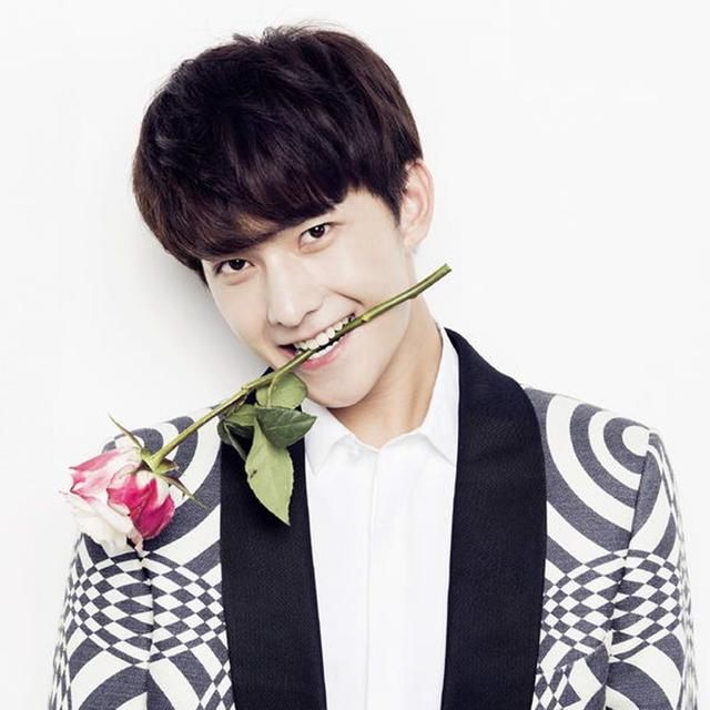 盘点当红明星粉丝的名字,最近火得一塌糊涂的