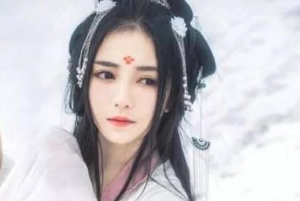 即耐看又招男生喜欢的三大星座,其实长相很一