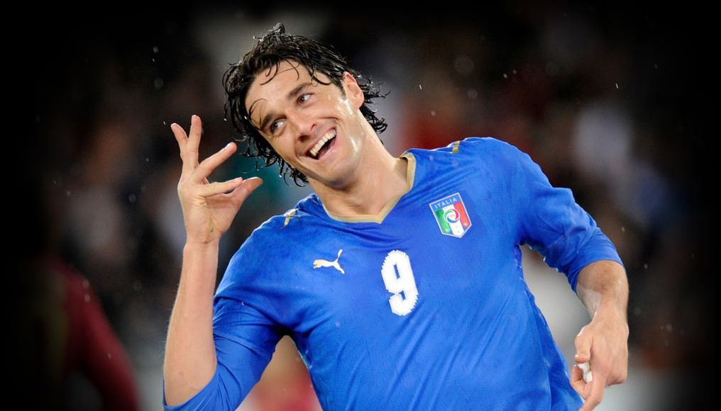 足球史上十大强力中锋,现在基本要绝迹了