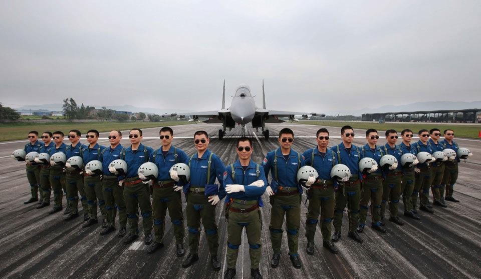 技术兵种相比陆军对于体能的要求要低得多