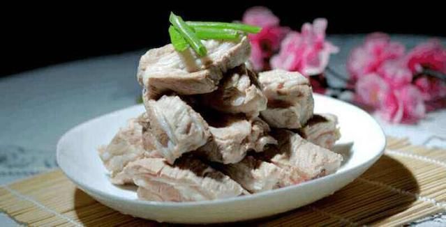 排骨焯水时,用冷水还是热水?大多数人都弄错