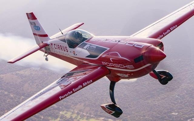 AOPA|贵州黄平百米长桌宴 飞行员之夜 AOPA|贵州黄平百米长桌宴 飞行员之夜
