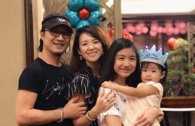 都知道汪峰的的前妻叫葛芸婕,却忘记了章子怡