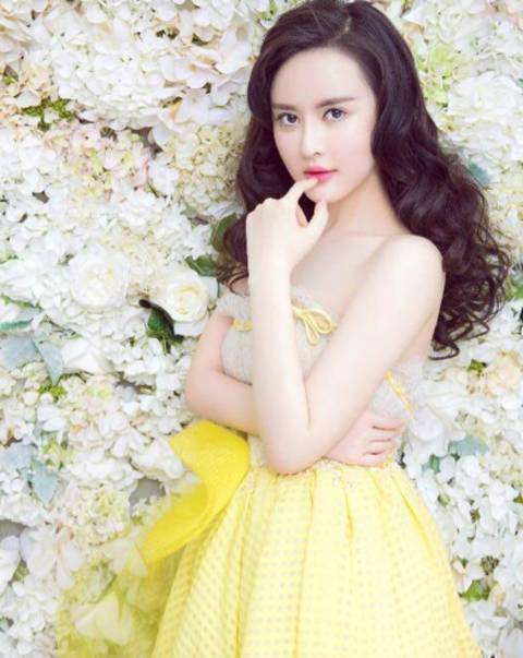 "跨界歌王"云千千携新曲《风季》归来,少女心满满疯