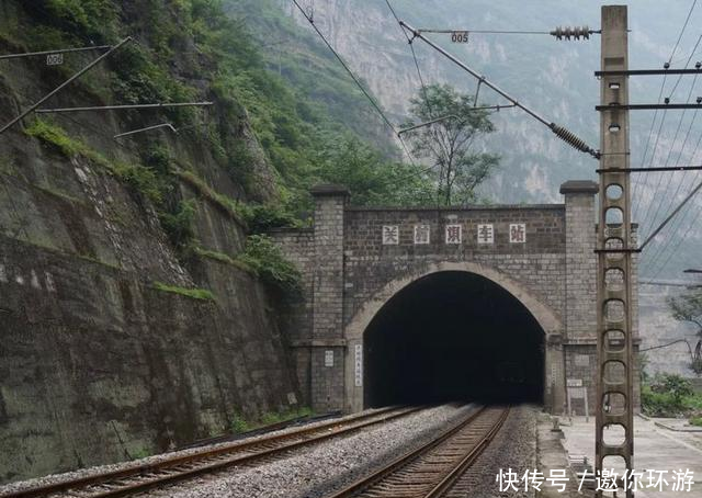 国内唯一不对外国人开放的地区, 就在四川, 到底