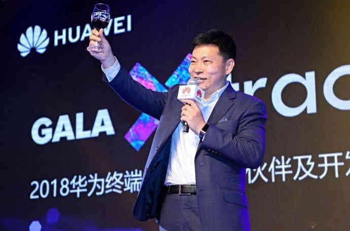 晶体管对比,A11有43亿个,骁龙845有55亿个,麒