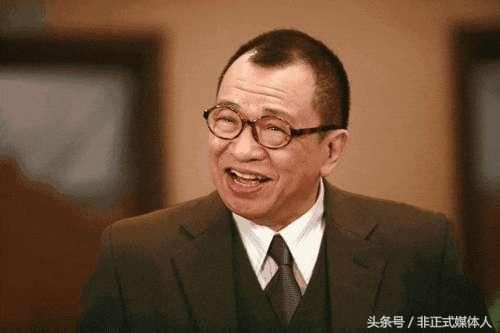 他是香港影视圈隐形富豪, 家世显赫, 却默默的甘
