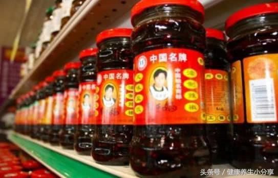 老干妈辣酱风靡各个国家,不过到了印度人手里