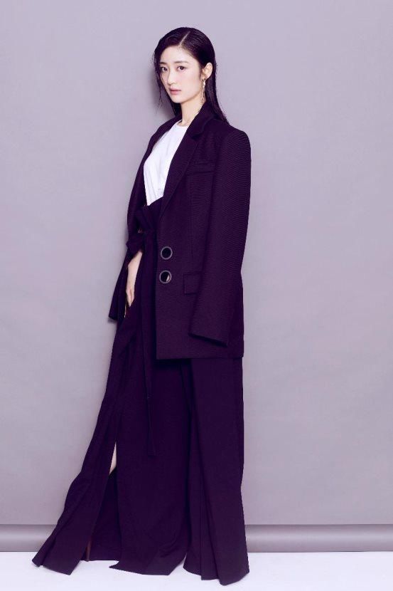 华谊兄弟戚砚笛熟女霸气,圈粉无数