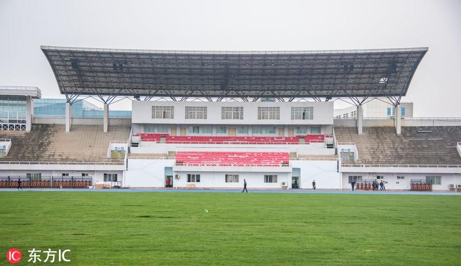 航拍武汉卓尔新赛季主场中南财大体育场 三月