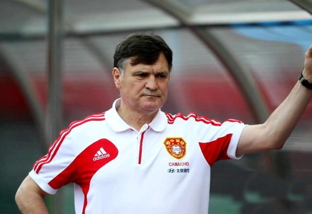 卡马乔心寒吗?名字都被国足球员们忘了,在中国