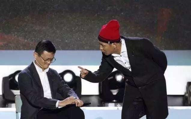 天猫为什么不学京东自建物流?马云回答:没有必