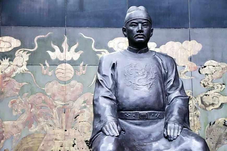 重庆发现的皇帝墓,是三万韩国人的祖宗,每年都