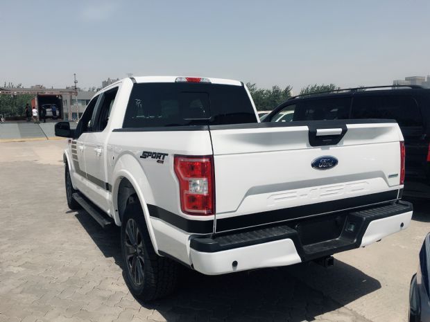 2018新款到港福特猛禽f150xlt运动版实拍高清大图
