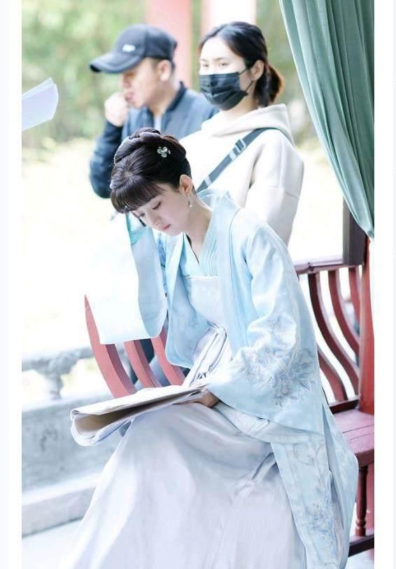 《知否知否应是绿肥红瘦》即将拍完了,期待播