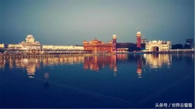 巴基斯坦的游客来到中国,表示物价太高,老板竟