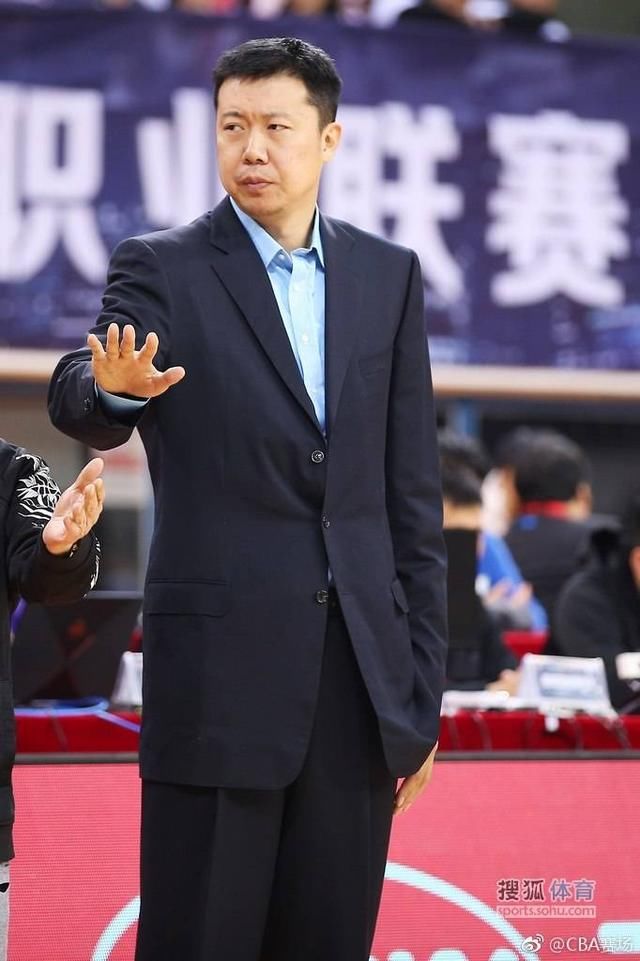 CBA有下课危险的教练为啥没有王治郅?想啥呢