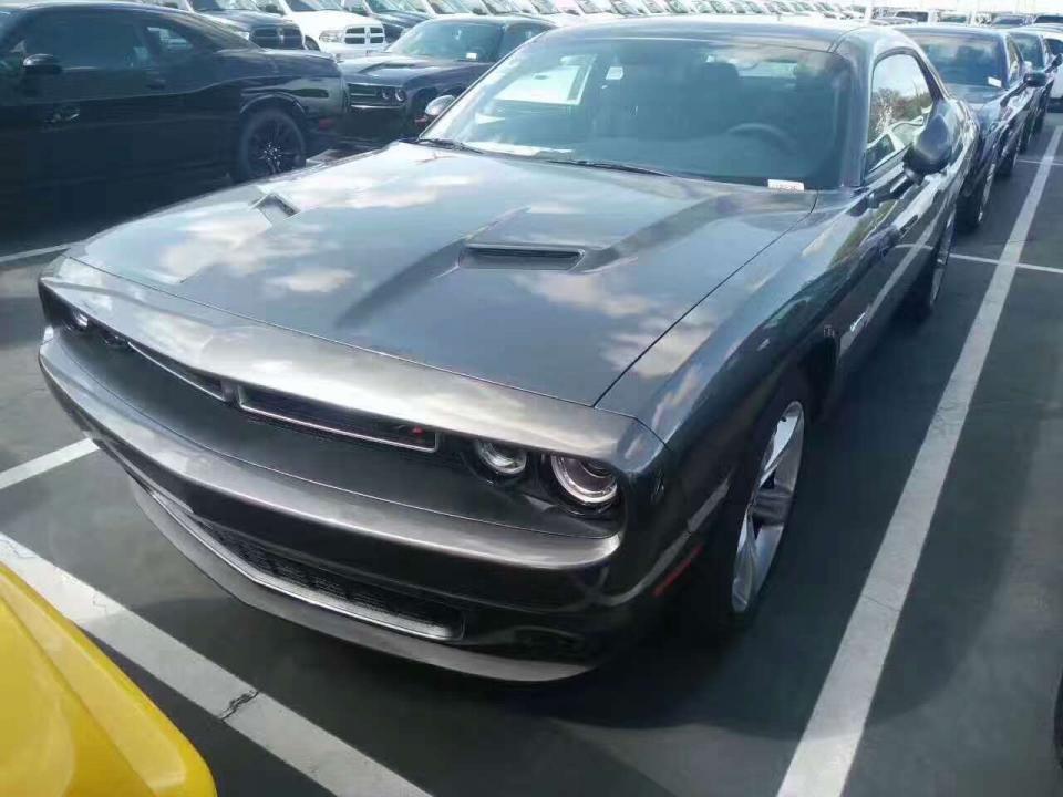 《速度与激情8》道奇挑战者--美式肌肉典范