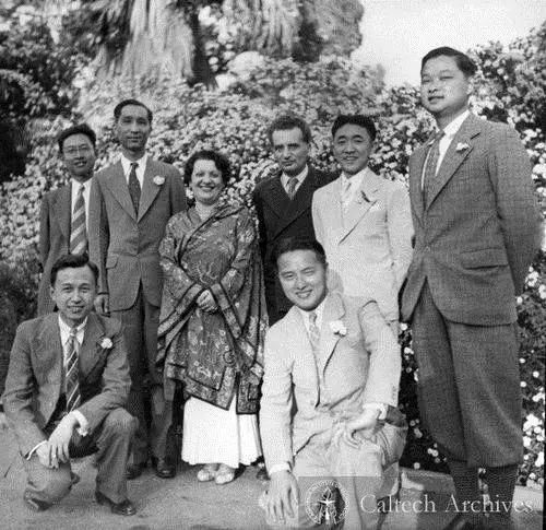 钱学森和冯卡门1945年的秘密中国行