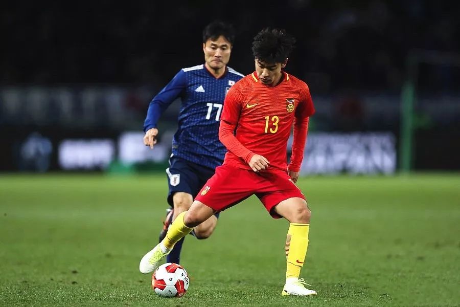 【U23亚洲杯】U23国足名单出炉 何超身披8号