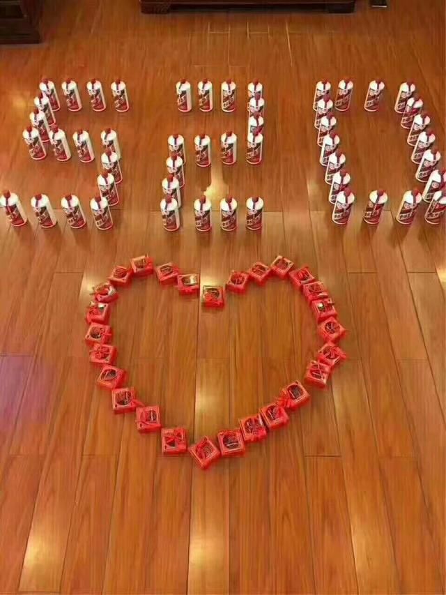 飞天茅台酒没有最高只有更高!酒价近2000,市值