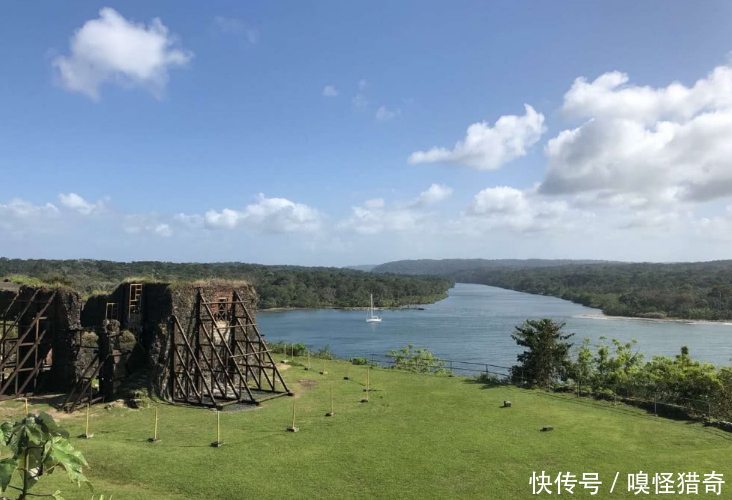 神秘的南美洲国家,治安最好收入最高,依旧保留