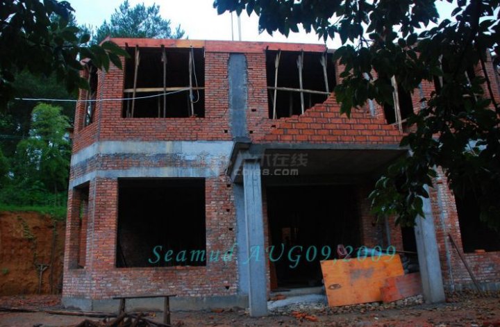 土豪8年前的别墅到现在还远胜农村自建房,看得