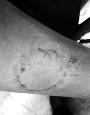 男子北京地铁上猥亵女乘客 被捕时咬伤民警