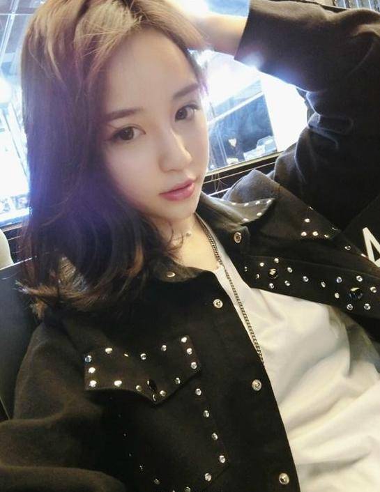 王思聪女朋友雪梨真名 t0108f287437dd6a544.jpg?size=545x706