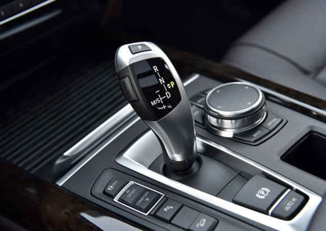 中大型SUV,选宝马X5还是奔驰GLE好?