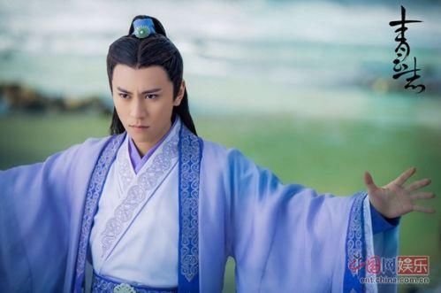 秦俊杰出道多年,和周杰伦杨紫都有经典合作,为