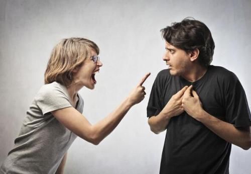 父母最容易给孩子带来的不良影响,这些行为你