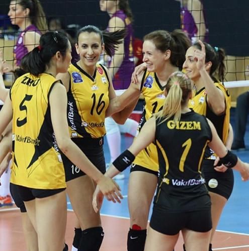 2017-2018赛季女排欧冠正赛首轮:瓦基弗银行