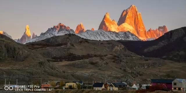 三倍光学变焦后依旧清晰 华为P20 Pro匹敌专业