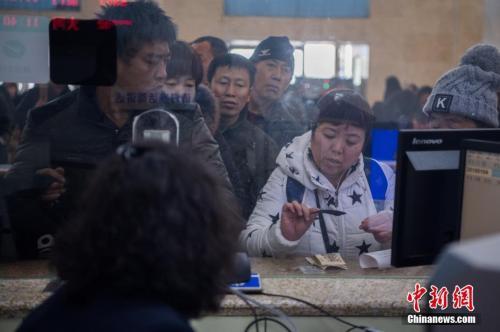 抢票失利如何规划团圆路？曲线回家、反向探亲