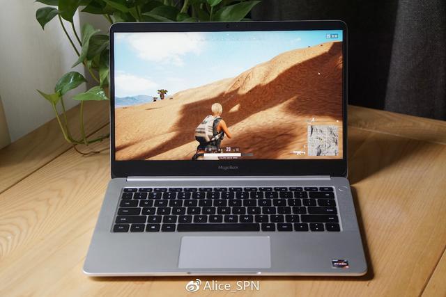 荣耀MagicBook锐龙版评测:居然踏进了吃鸡门