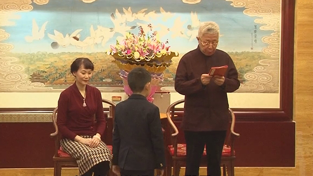 著名书法家孟繁禧收徒 传承书法艺术 著名书法家孟繁禧收徒 传承书法艺术
