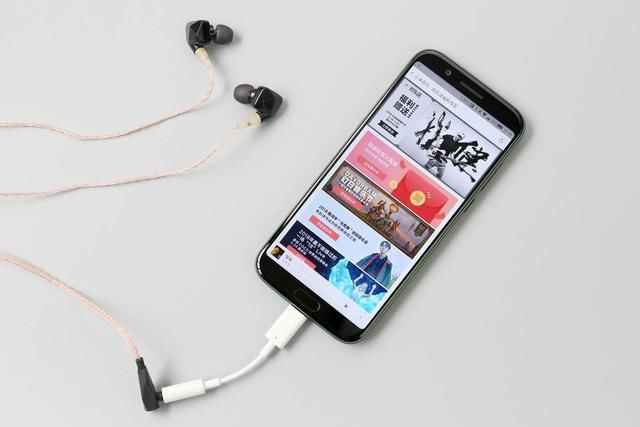 黑鲨游戏手机体验评测:游戏性能残暴,全方位满