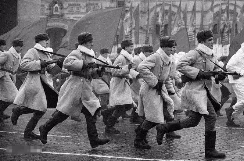 苏联巅峰时军力有多强大?整个欧洲,美国和我国