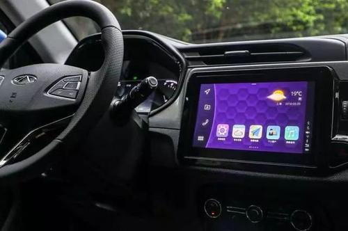 『每周车主调查』原地怠速开空调与低速行驶,