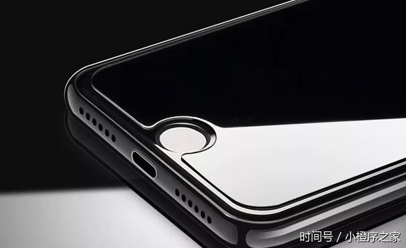 手机贴膜小学问:水凝膜和钢化膜哪个好?