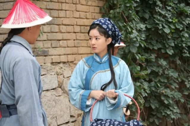 《镖行天下之牡丹阁》饰小红 跑龙套的生涯磨炼了她的演技和意志,2011